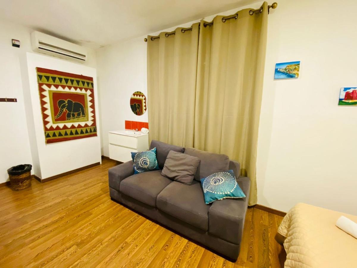 Marco Polo Party Hostel * Saint Julian's